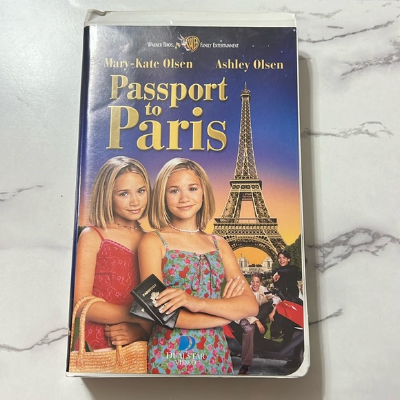 Warner Bros. | Media | Vintage 999 Mary Kate And Ashley Olsen Passport ...